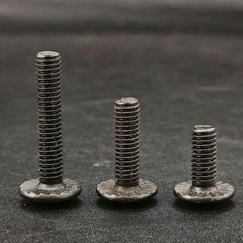 Knurled Large Flat Washer Head Screws - Standard Fasteners - chinesboltmanufacture.com
